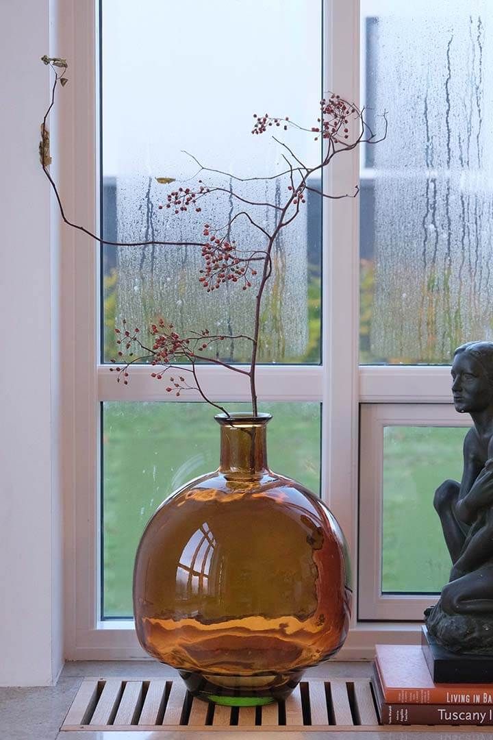 Trademark Living Joy gulvvase - mørk rav