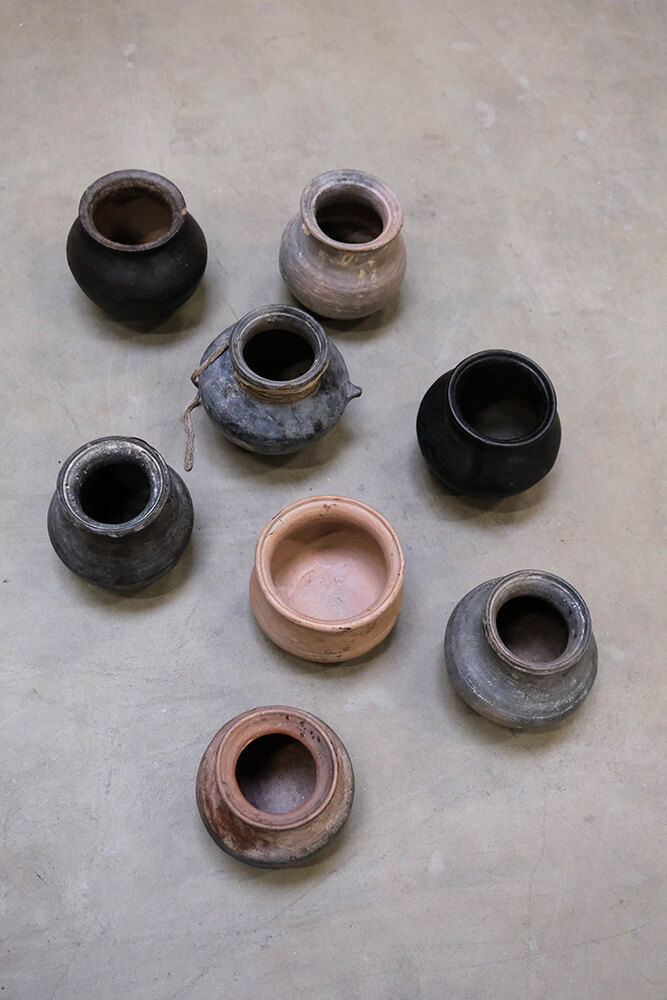 Trademark Living Lille autentisk lerpotte med metalring